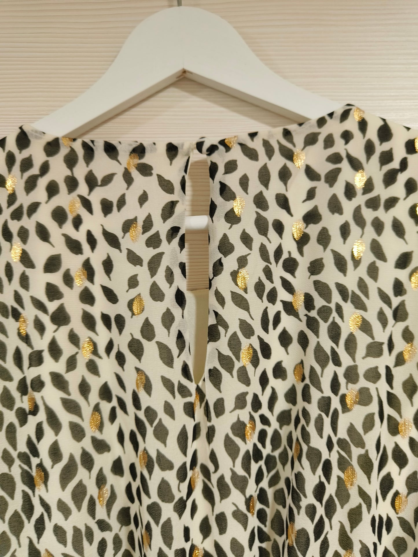 Vero Moda musta-valkoinen mekko
